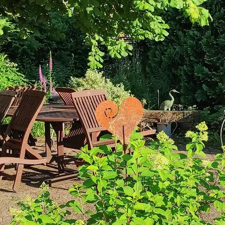 Au Jardin Romantique Pour 2 Personnes *