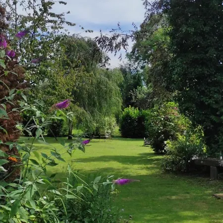 Au Jardin Romantique Pour 2 Personnes * Langensoultzbach