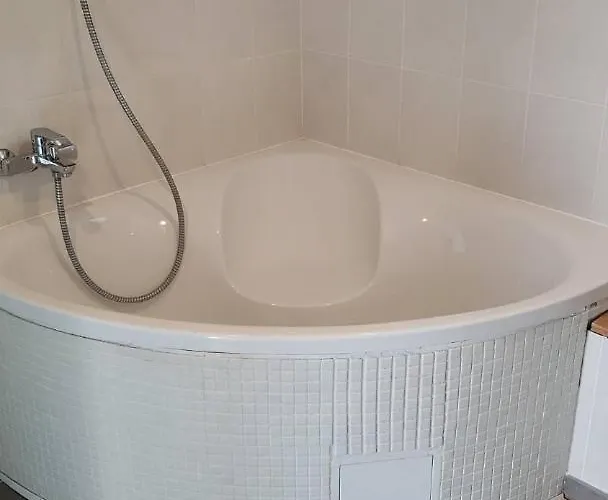 Appartement Au Jardin Romantique Pour 2 Personnes Langensoultzbach